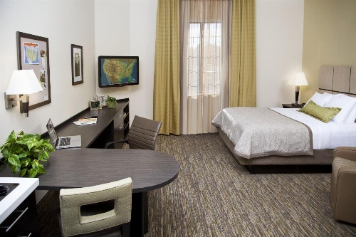 Candlewood Suites North Little Rock image 4